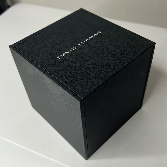 David Yurman Watch Bracelet Large Jewelry Box - Picture 1 of 7